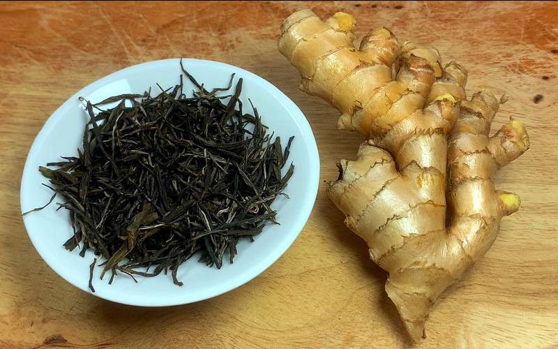 生姜和茶叶真的可以减肥吗（姜和茶叶熬水喝的作用）